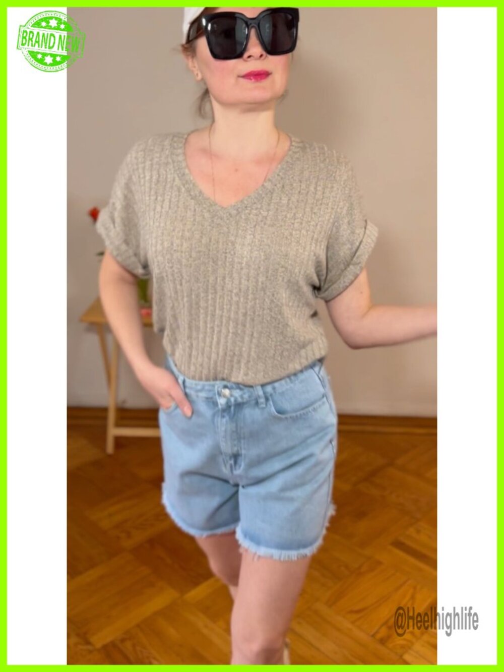 V Neck Short Sleeve Sweater Tunic with Side Split, Loose Fit Top - Picture 7 of 7